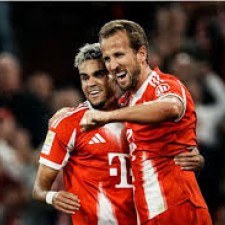 Bayern de München pobijedio je FV Werder Bremen 4-0 i osigurao petu uzastopnu pobjedu u ligi.